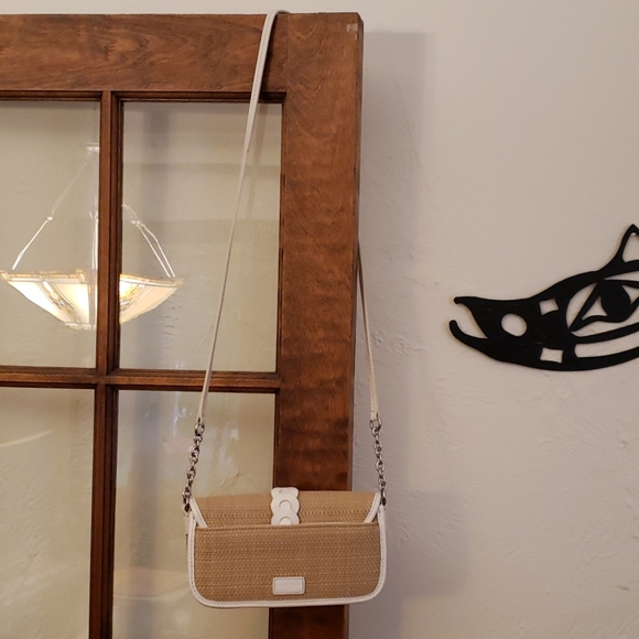 Cole Haan Summer Straw Crossbody w Cream Trim - Picture 5 of 7